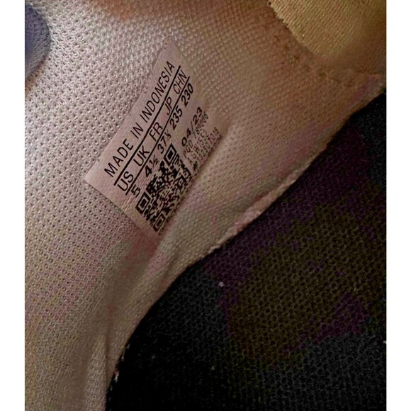 Adidas Own The Game 2.0 Basketball Shoes Unisex Youth Size 5 - Picture 6 of 6